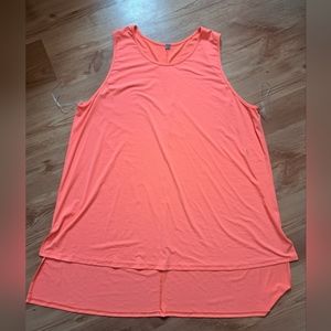 Hot pink high low top